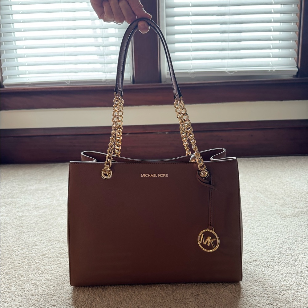 Michael Kors Susannah Large Tote-Chocolate Brown Tote with Gold Accents - Picture 1 of 6